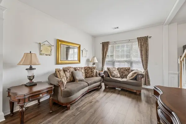 1713 Kendall Cove Ln, Mount Juliet, TN 37122