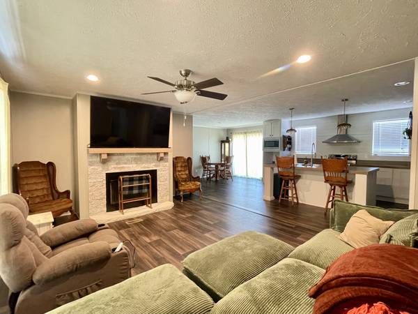 120 County Road 46, Athens, TN 37303