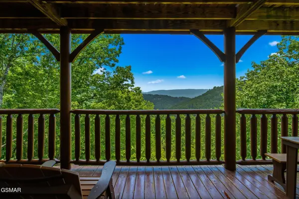2867 White Oak Ridge Lane, Sevierville, TN 37862
