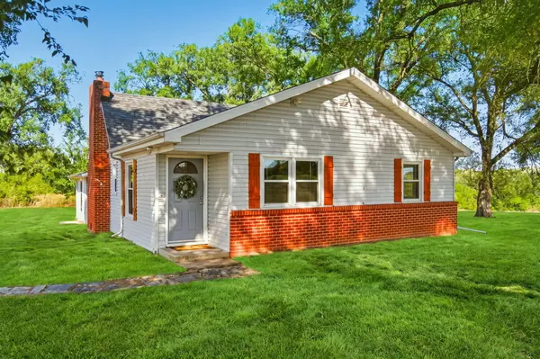 6401 N State Highway Uu, Willard, MO 65781