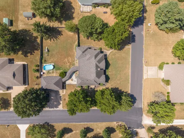 1302 E 13th ST, Mountain Grove, MO 65711