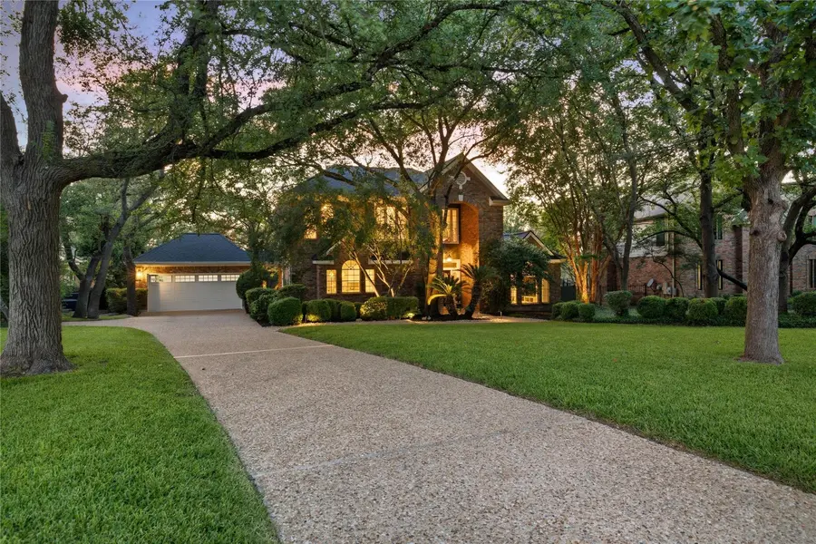 10038 Circleview DR, Austin, TX 78733