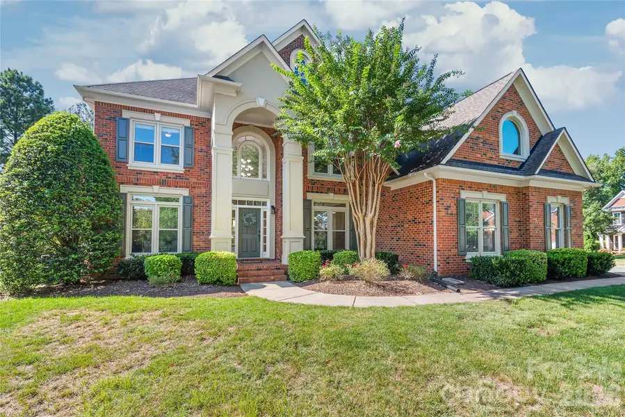 17125 Laurel Walk CT, Charlotte, NC 28277