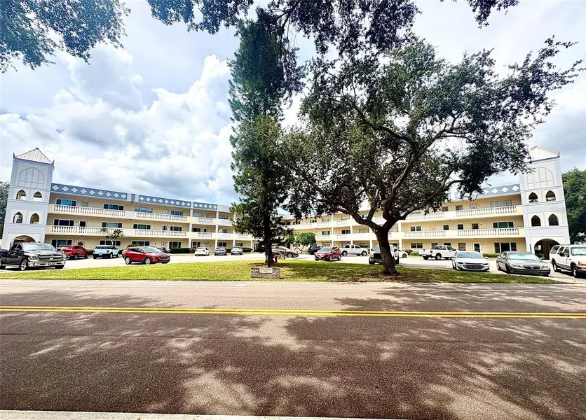 2222 AMERICUS BLVD N #40, Clearwater, FL 33763