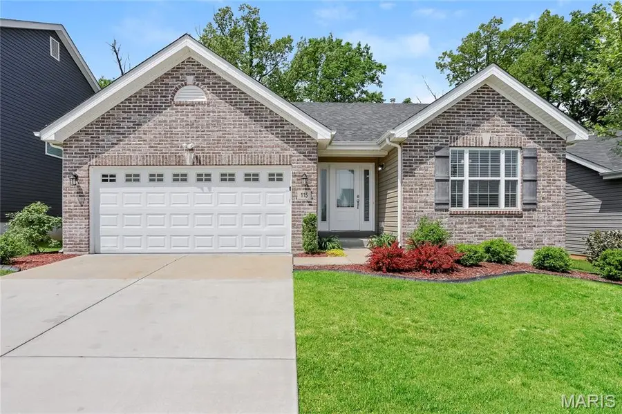 115 Cobble RD, O'fallon, MO 63366