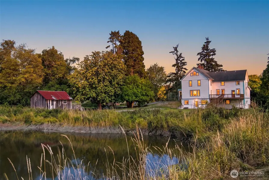 26206 Marine DR, Stanwood, WA 98292