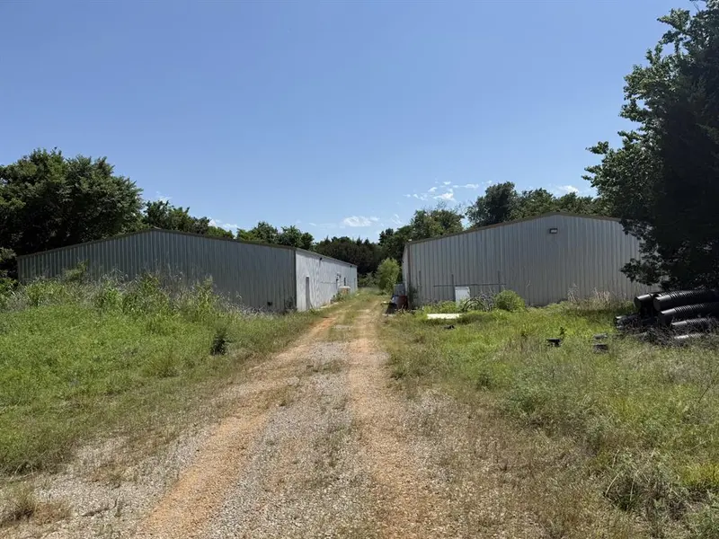 28516 N County Road 3170, Elmore City, OK 73433
