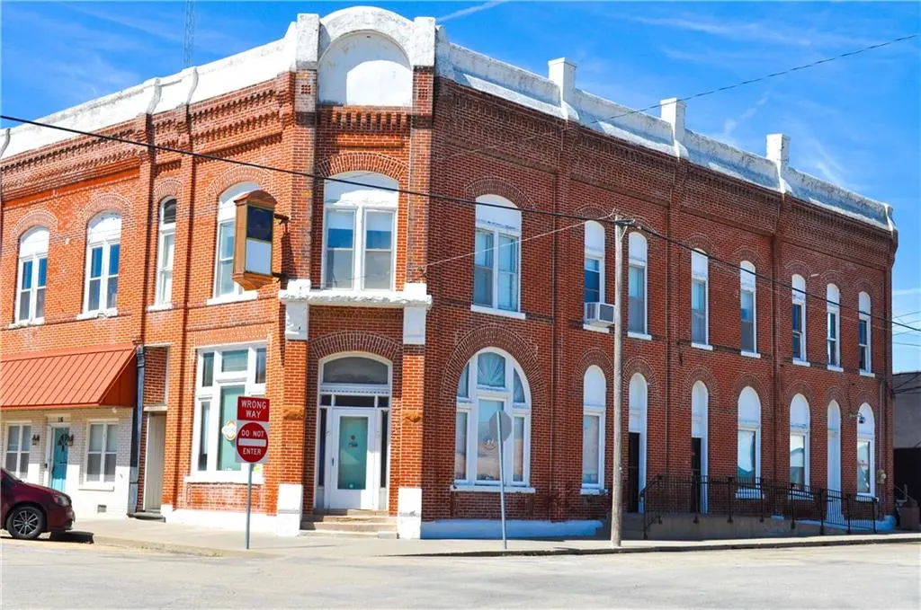 101 N Ohio ST, King City, MO 64463