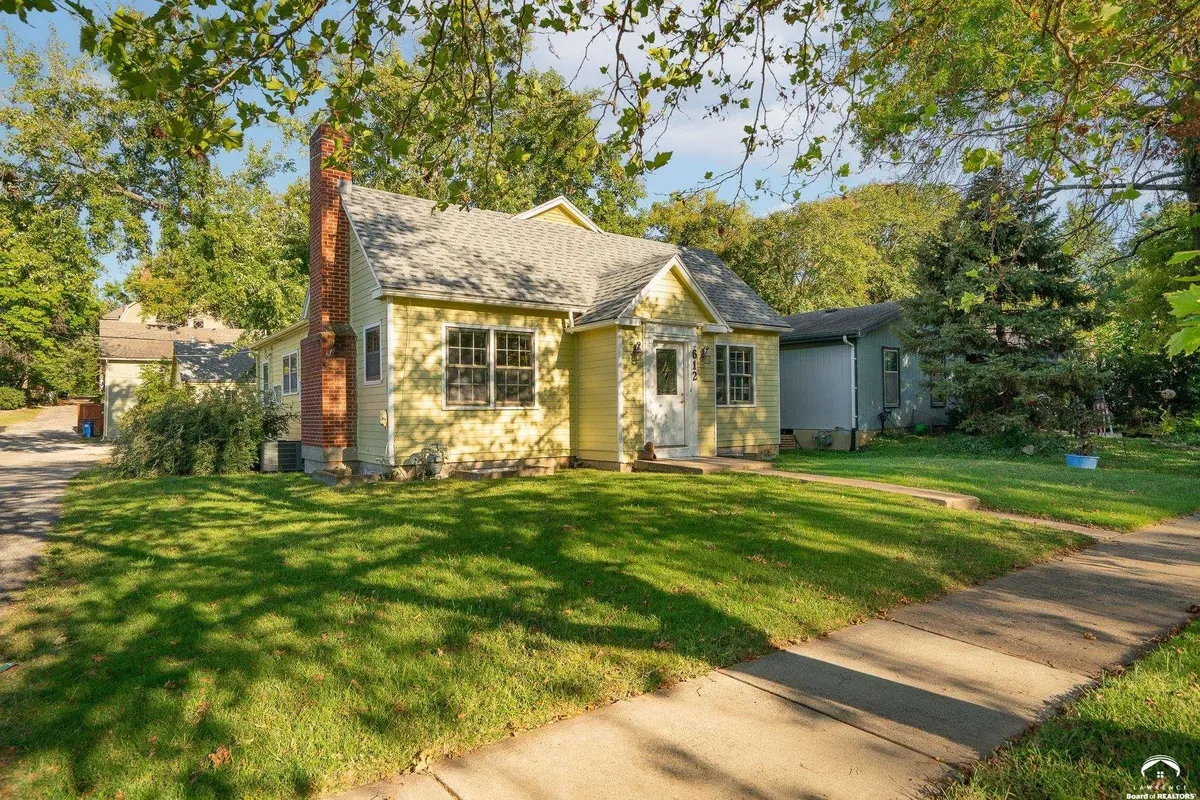 612 Mississippi ST, Lawrence, KS 66044