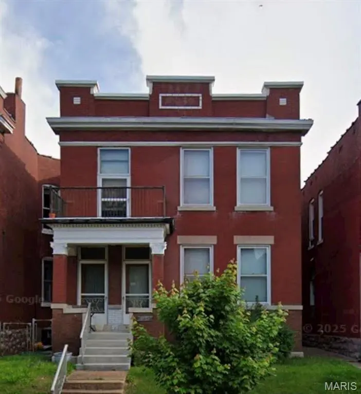 3515 Wyoming ST, St Louis, MO 63118