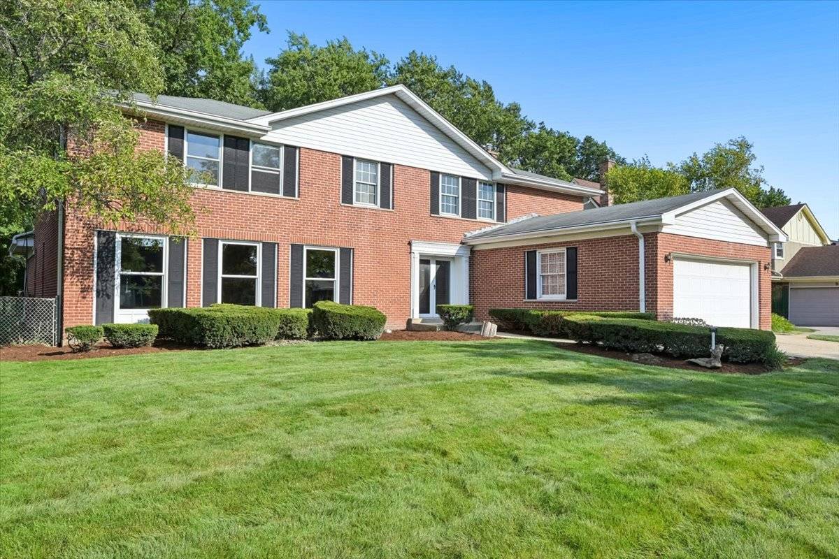 937 Sutton DR, Northbrook, IL 60062