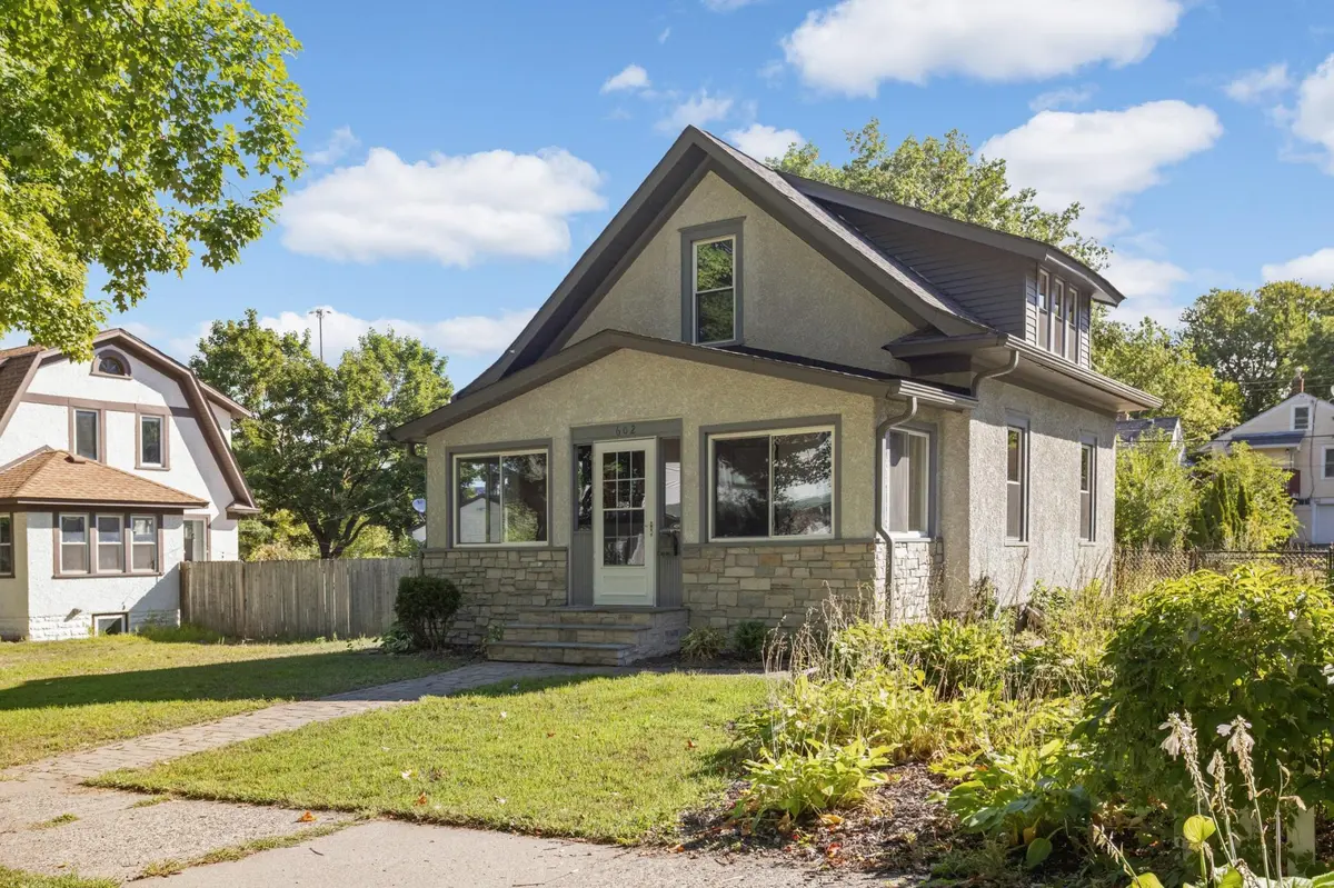 602 Eustis ST, Saint Paul, MN 55104