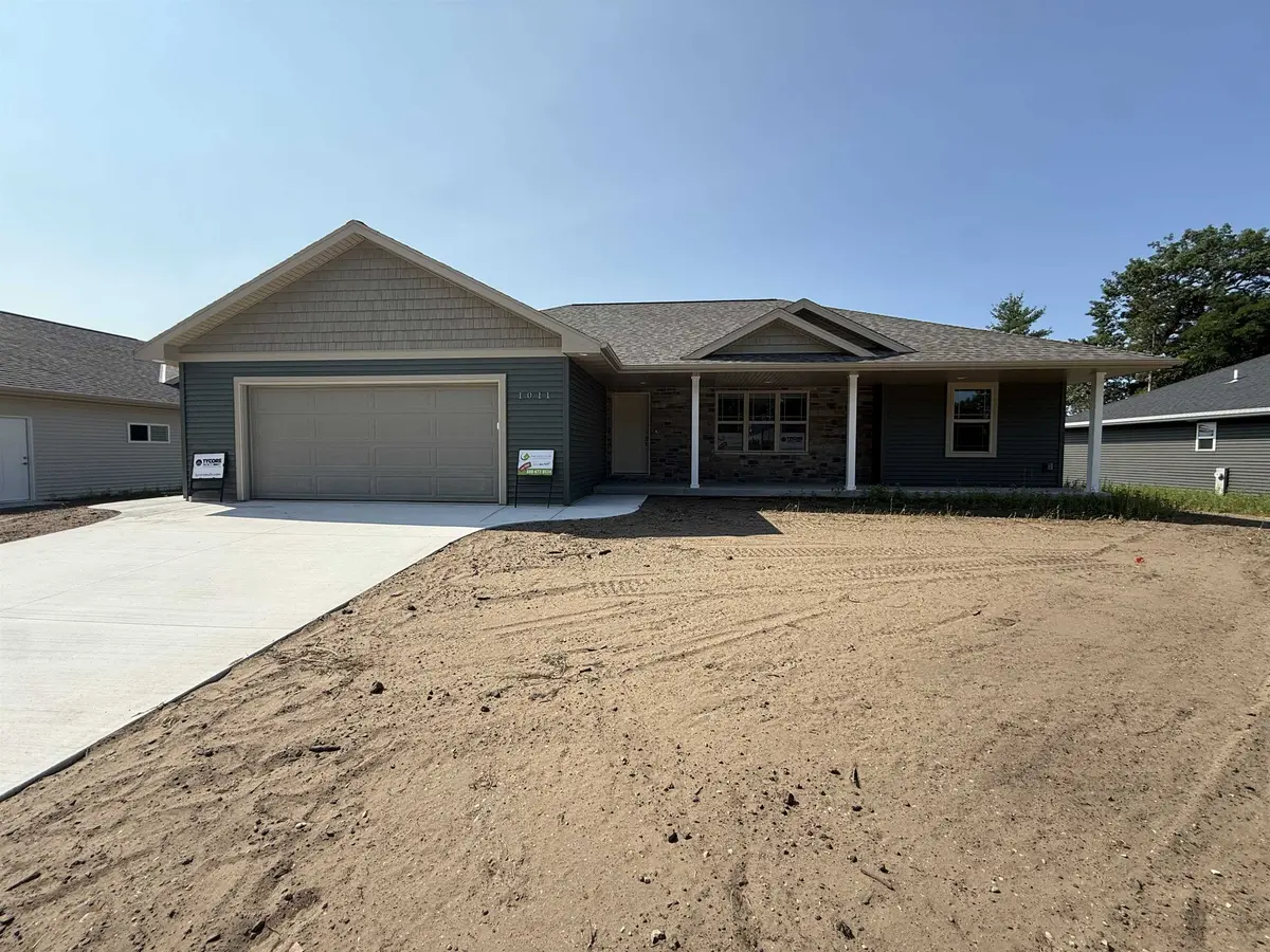 1011 CONSTELLATION WAY, Marinette, WI 54143