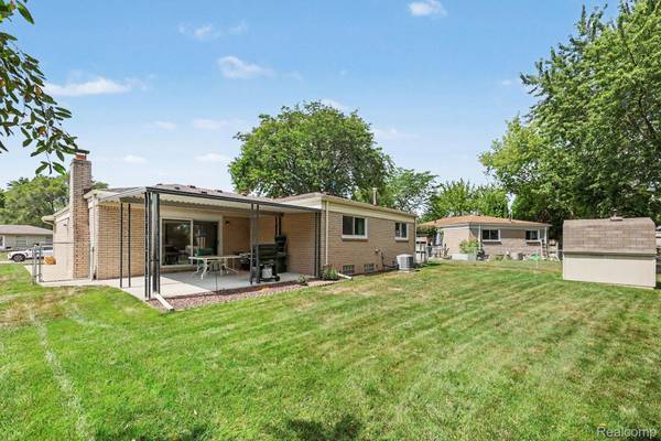 31694 Cindy, Fraser, MI 48026