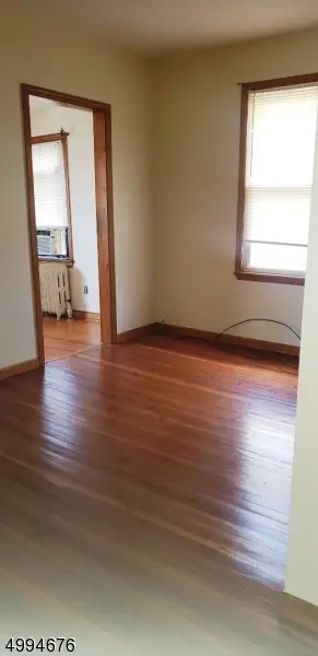829 Madison Ave, Elizabeth City, NJ 07201