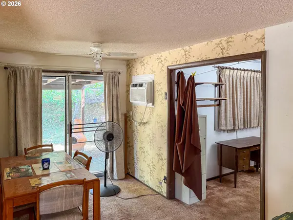 226 CHICKERING ST, Myrtle Creek, OR 97457