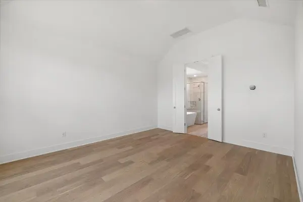 252 Menlo BND, Liberty Hill, TX 78642