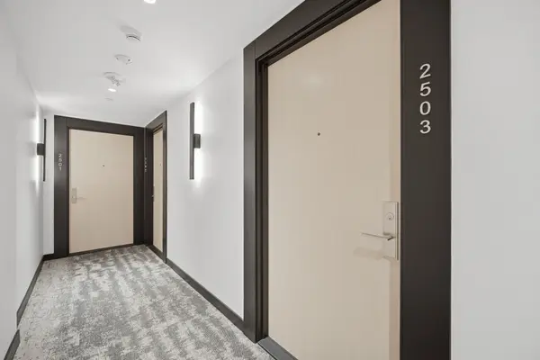 395 Bloor ST E #2503, Toronto C08, ON M4W 0B4