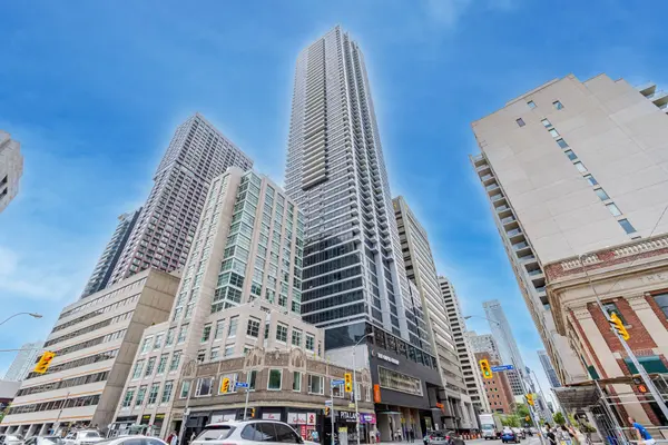 395 Bloor ST E #2503, Toronto C08, ON M4W 0B4