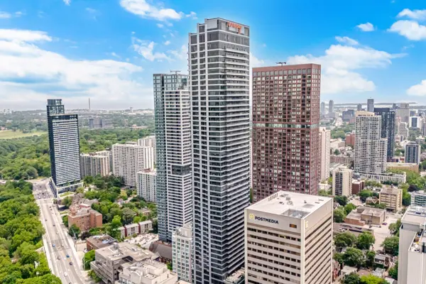 395 Bloor ST E #2503, Toronto C08, ON M4W 0B4