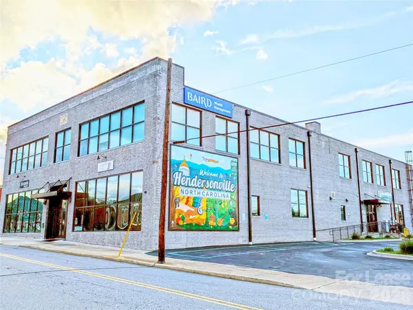 101 E Allen ST, Hendersonville, NC 28792