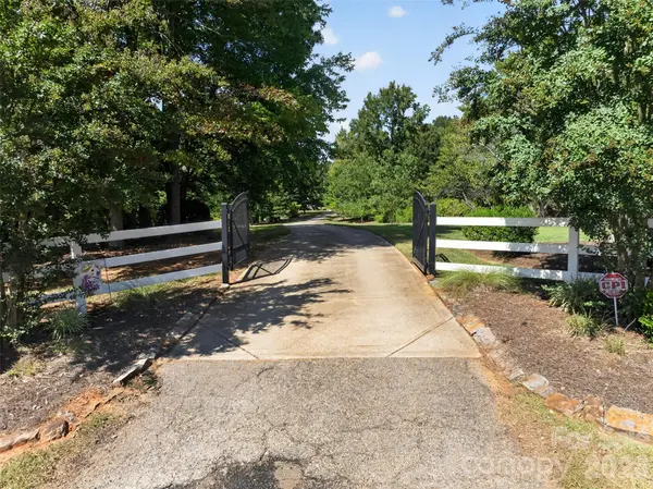 4043 Thompson RD, Lancaster, SC 29720