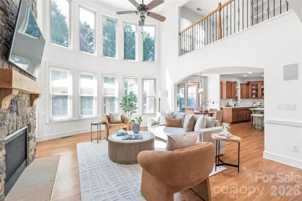 17125 Laurel Walk CT, Charlotte, NC 28277