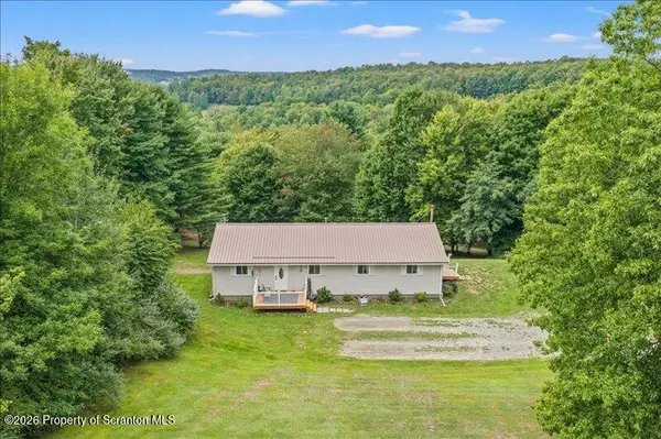 1821 Devine Ridge RD, Montrose, PA 18801