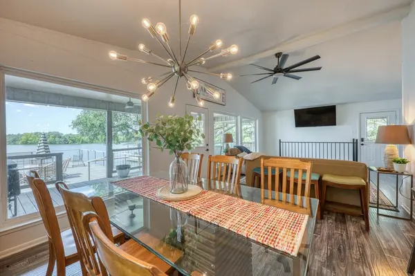 2814 Lakeview DR, Granite Shoals, TX 78654