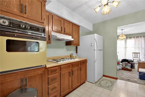 263 E 610th AVE, Girard, KS 66743