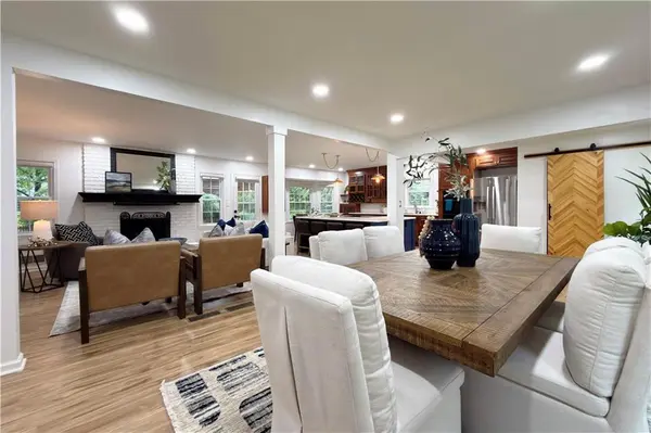 10508 Ensley LN, Leawood, KS 66206