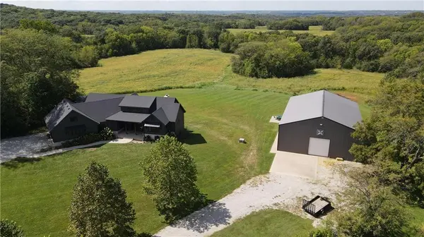 11100 SE E HWY, Agency, MO 64401