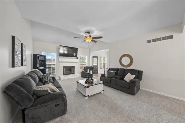 18424 S Juniper ST, Gardner, KS 66030