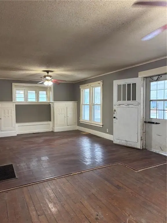 2730 Stevens AVE, Parsons, KS 67357