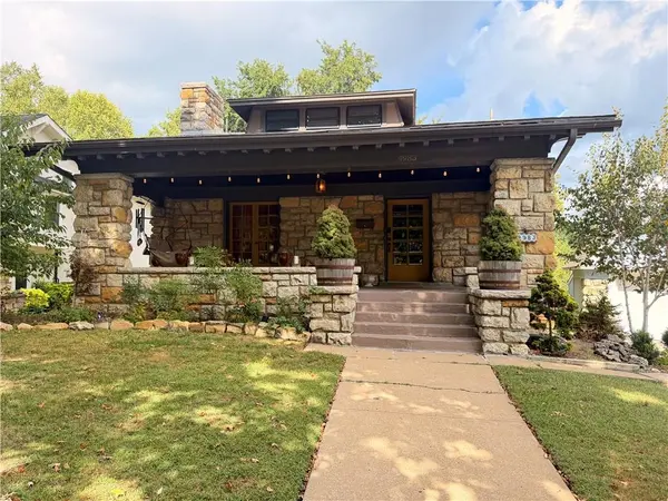 4983 Westwood TER, Kansas City, MO 64112