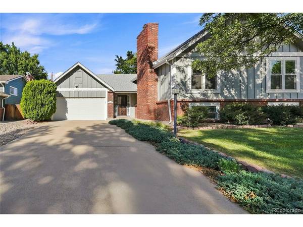 11865 E Louisiana, Aurora, CO 80012