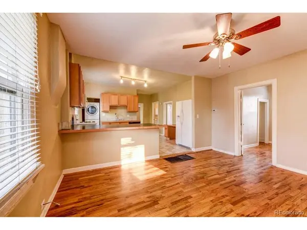 4975 King, Denver, CO 80221