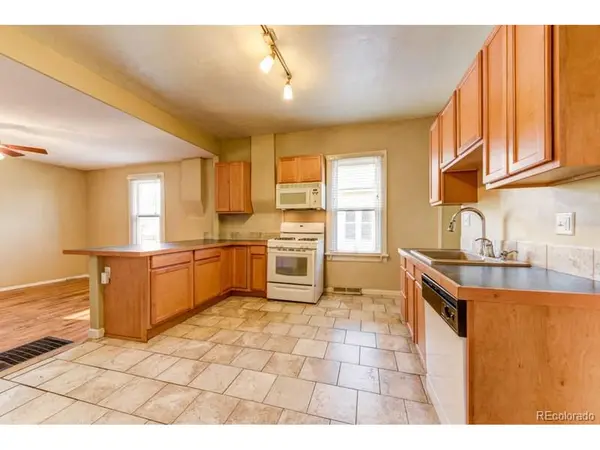 4975 King, Denver, CO 80221
