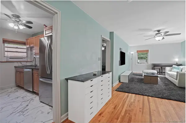 330 S Broadway #D11, Tarrytown, NY 10591