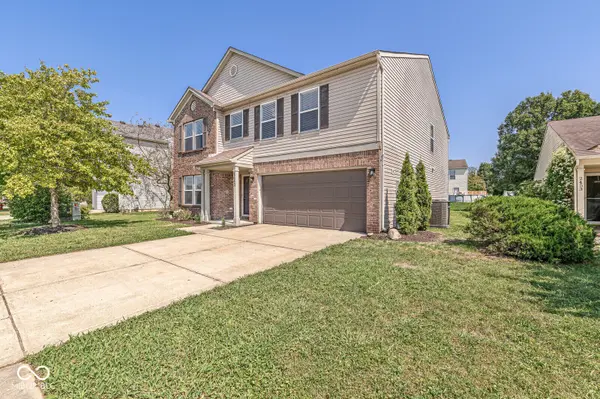 2443 Windsor PL, Plainfield, IN 46168