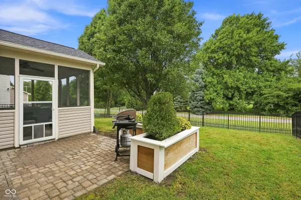 10662 Landsbrook RUN N, Noblesville, IN 46060