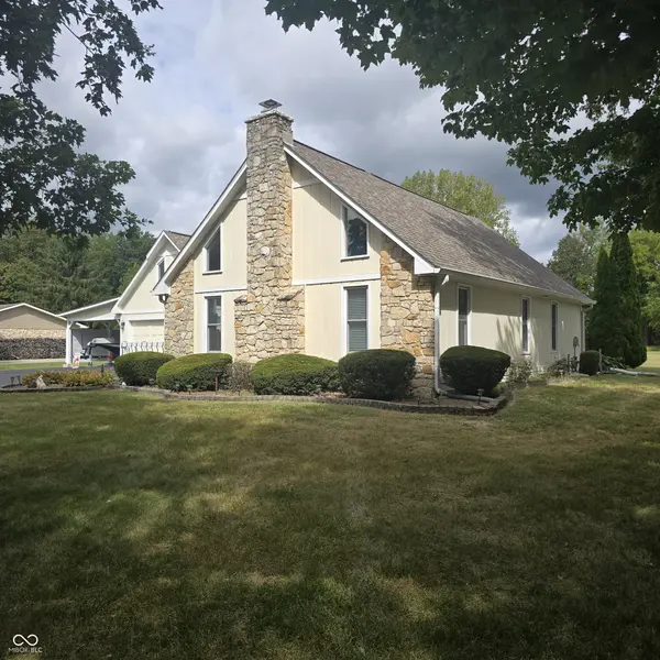 7022 W Ivy LN, New Palestine, IN 46163