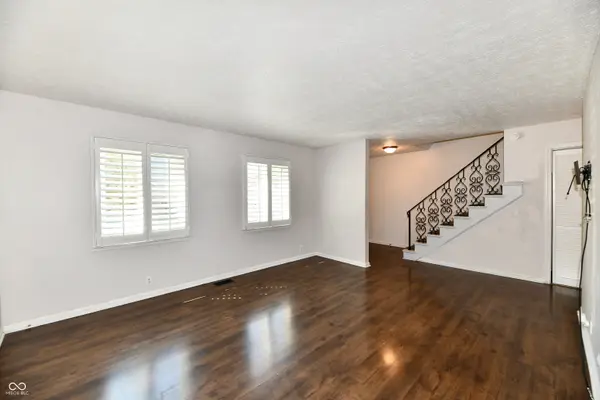 1110 Canterbury N, Indianapolis, IN 46260