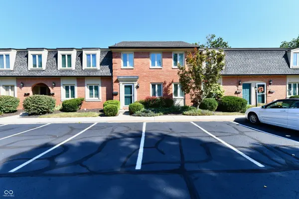 1110 Canterbury N, Indianapolis, IN 46260