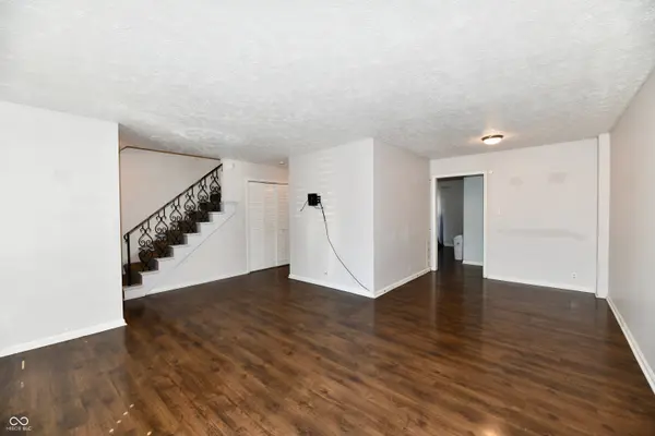 1110 Canterbury N, Indianapolis, IN 46260