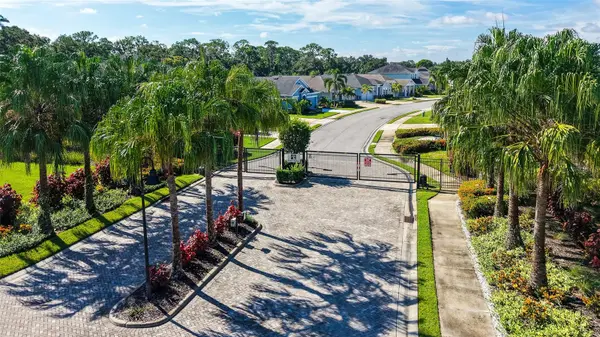 2546 FIREFLAG LN, Sarasota, FL 34232