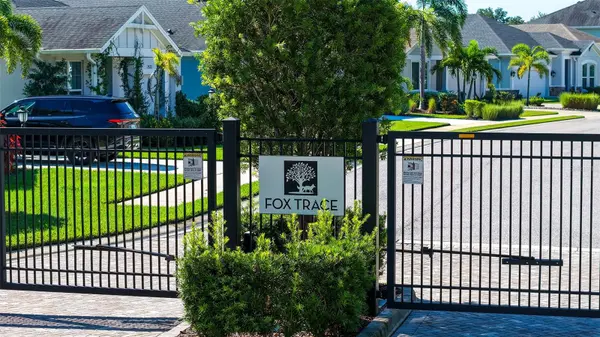 2546 FIREFLAG LN, Sarasota, FL 34232