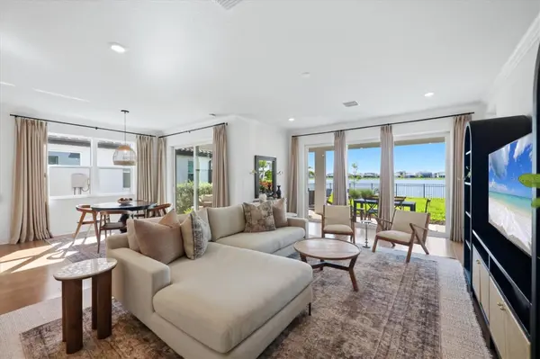 17539 SAVORY MIST CIR, Bradenton, FL 34211