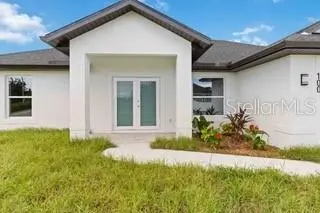 100 ABBOTT CT, Rotonda West, FL 33947