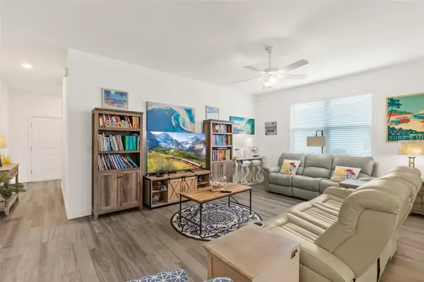 51 ROYAL OAK DR, Palm Coast, FL 32164